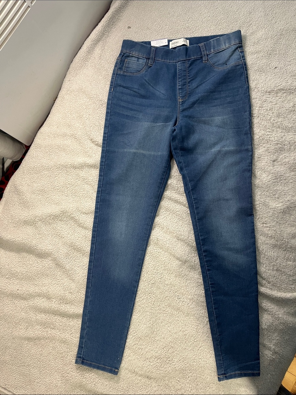Ardene Dark Blue Skinny NWT Pull-On Jeans B019
